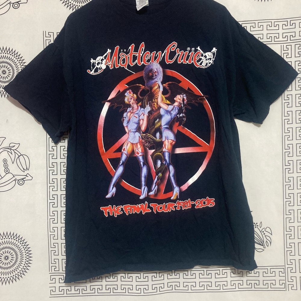Mötley Crüe The Final Tour 1981-2015 Graphic T shirt